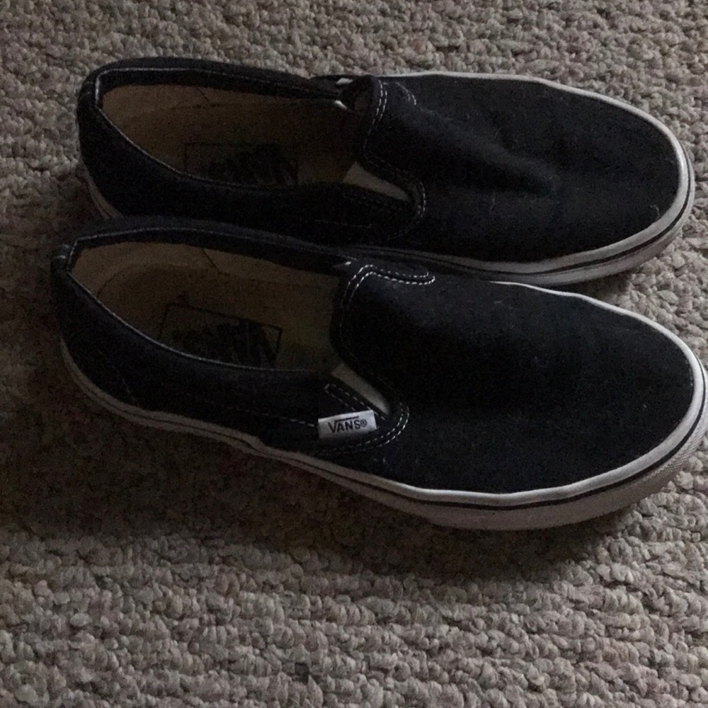 Vans Classic Black Slip Ons - Women’s 7/ Men’s 5.5